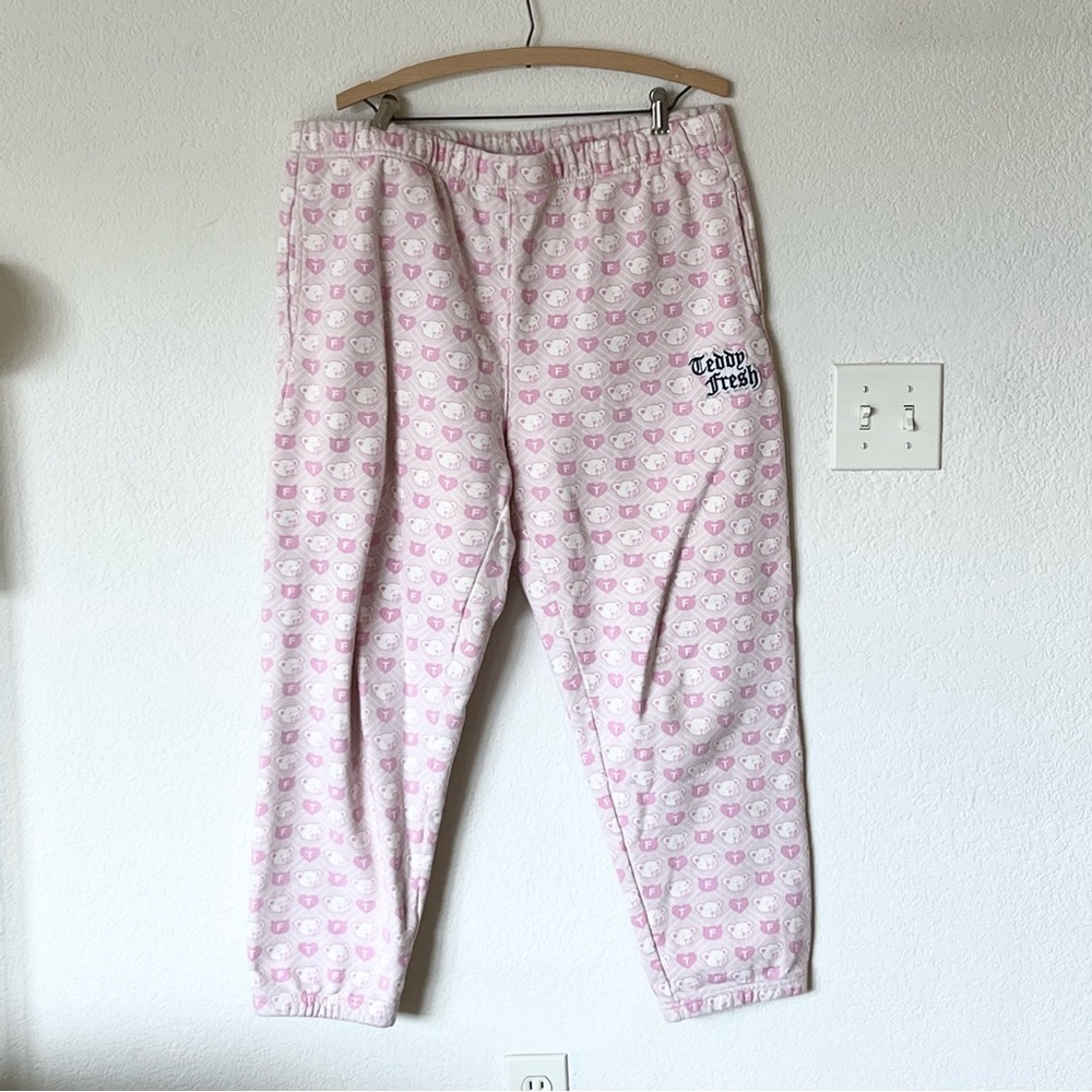 Y2K 2000s mcbling pink Teddy Fresh bear and hearts pastel sweatpants - Picture 2 of 8